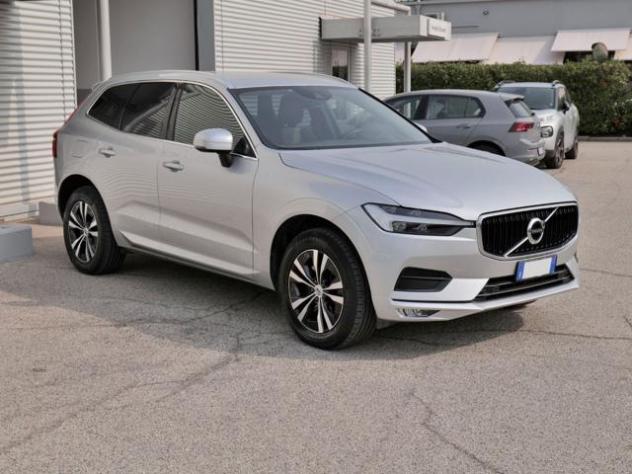 VOLVO XC60 B4 (d) AWD Geartronic Momentum Pro (Motore Nuovo) rif. 24051563 - Foto 4