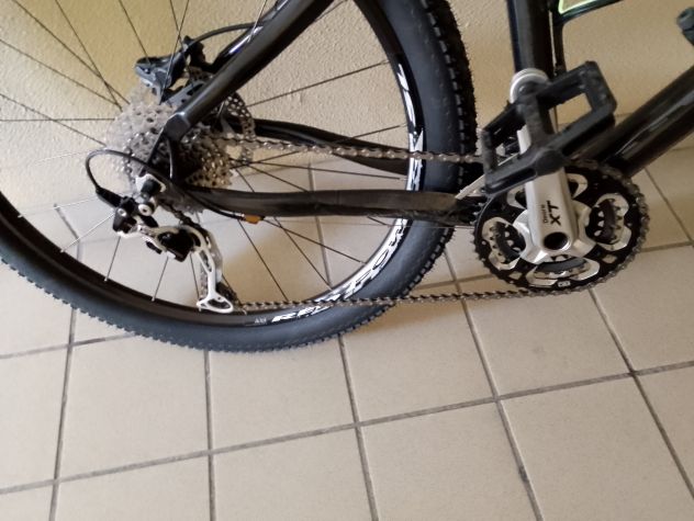 MOUNTAIN BIKE IN CARBONIO SHIMANO XT - Foto 5