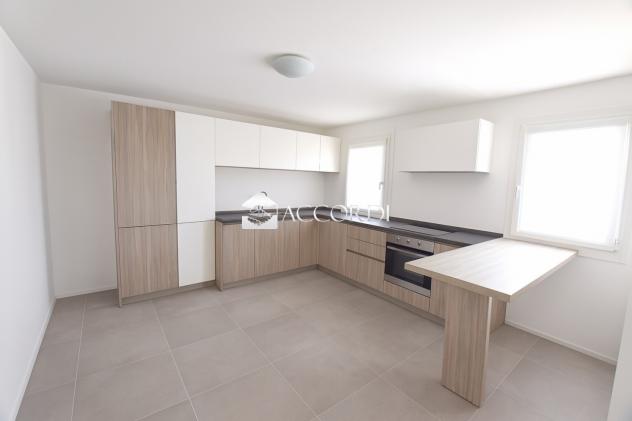 CASA INDIPENDENTE di 5 vani e di 120 mq (MONTEBELLUNA) rif. ZI146_1 - Foto 19