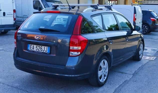 Kia Ceed cee'd Sp. Wag. 1.6 CRDi VGT 90CV LX - Foto 5