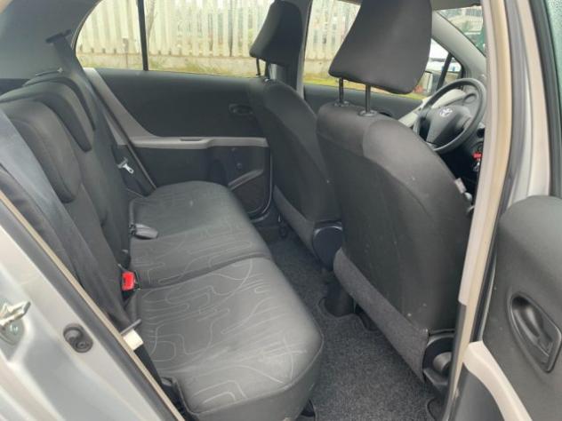TOYOTA Yaris 1.0 5 porte Now rif. 23515474 - Foto 10