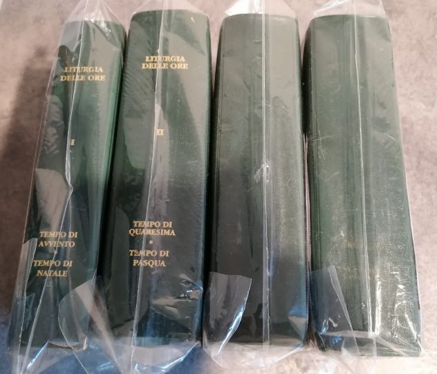 Liturgia delle Ore in 4 volumi, la classica serie della Editrice Vaticana. - Foto 4