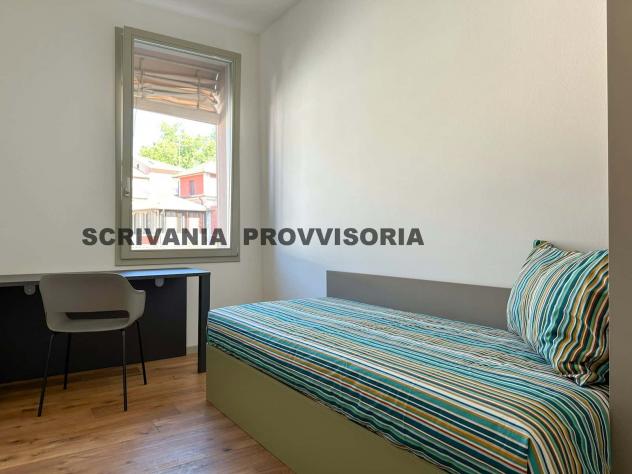 Room in Via Montebello, Ferrara for 110 m² with 7 bedrooms - Foto 3