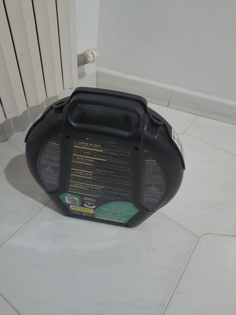 Catene da neve R-9 sigillate, nuovissime, mai usate e perfettamente custodite.