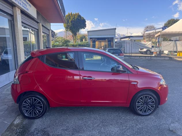 Lancia Ypsilon 1.0 Hybrid Gold - Foto 6