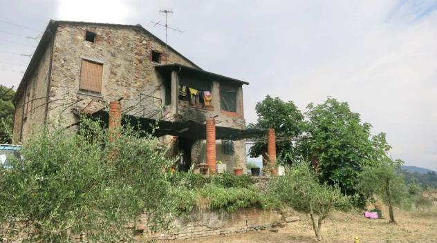 Casale in vendita a Sarzana