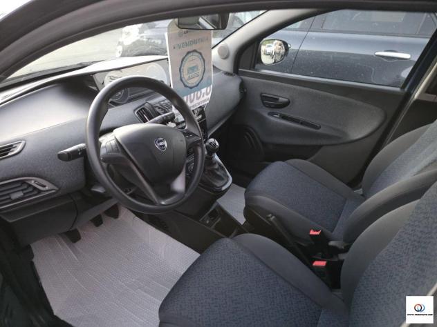 LANCIA - Ypsilon - 1.0 FireFly 5p. S&S Hybrid Silver - Foto 8
