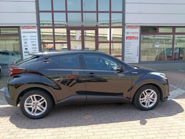 TOYOTA C-HR 1.8 Hybrid E-CVT Business rif. 23917879 - Foto 4
