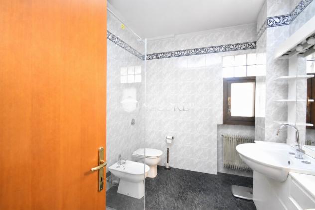 APPARTAMENTO di 5 vani e di 141 mq (CONEGLIANO) rif. SM63 - Foto 16