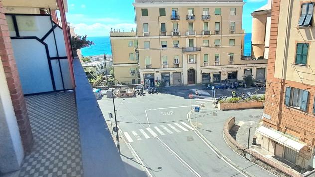 Trilocale in vendita a Genova, Albaro