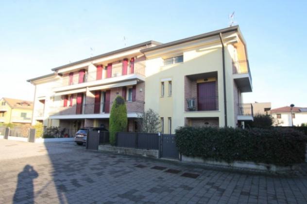 Casa indipendente di 180 m² con 4 locali e box auto doppio in vendita a Saonara - Foto 2