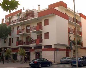 Rif. 05Lc Bernalda C.so Umberto-Locale Commerciale