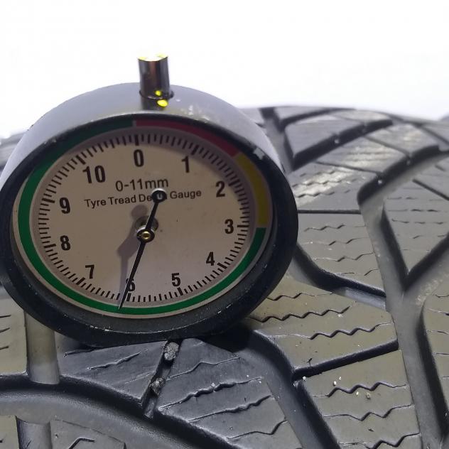 4 GOMME 225 50 18 YOKOHAMA A67757 - Foto 3