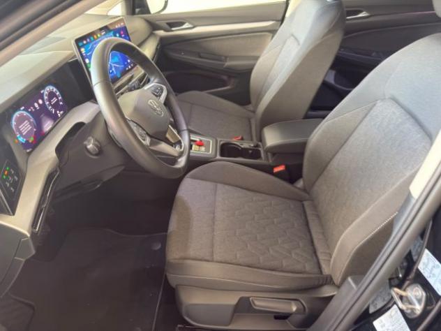 VOLKSWAGEN Golf 2.0 TDI 150 CV DSG SCR Editon Plus rif. 24076084 - Foto 10