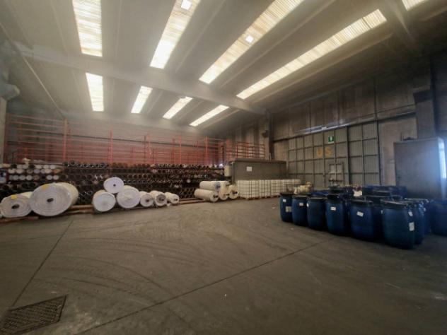 Immobile di 2800 m² con più di 5 locali in affitto a Legnano - Foto 7