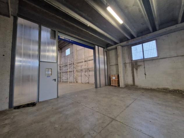 Immobile di 917 m² con 4 locali in vendita a Pogliano Milanese - Foto 18