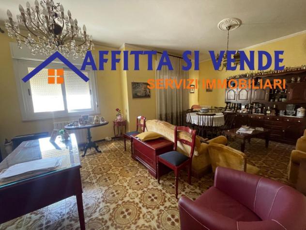 Pentalocale in vendita a Siracusa