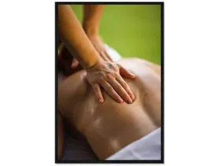 Massaggi - benessere Pontedera - Massaggiatore diplomato..per ogni vostra richiesta e tipo a signore di qualsi Tel:3913426742