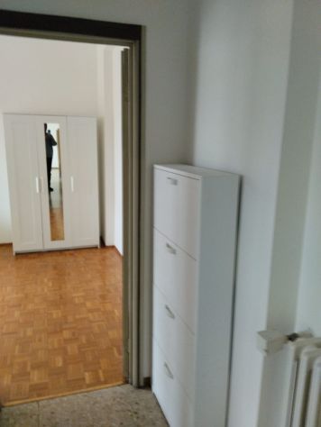 Ampia singola per studentessa vicino minerva stazione - Foto 8