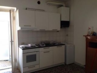 Trilocale in affitto a Carrara