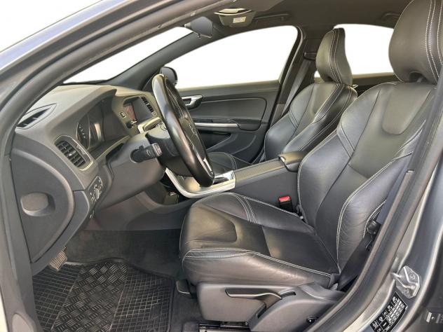 Volvo S60 D2 120 CV Automatica NAVI Dynamic Edition - Foto 6