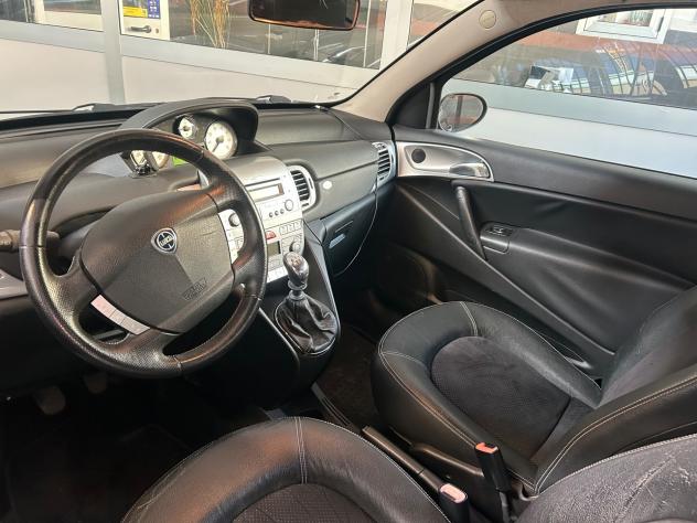 Lancia Ypsilon 1.2 Platino - Foto 5