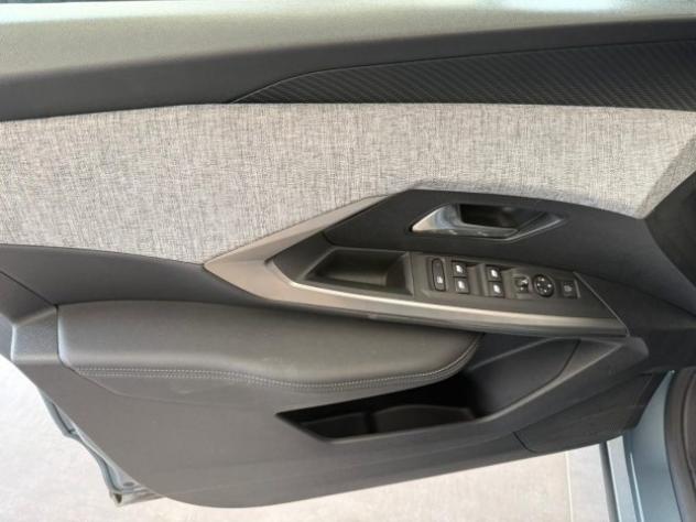 PEUGEOT 5008 1.2 Hybrid 136cv e-DCS6 Allure 7 Posti - 2025 rif. 23736242 - Foto 6