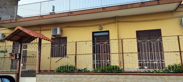 Ampia soluzione indipendente con spazi laterali sita in Via G. Pepe, Cicciano. - Foto 2