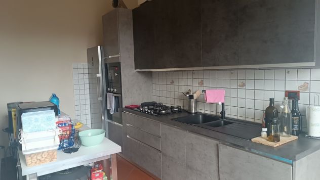 PISTOIA Bonelle : porzione semi-indipendente di colonica con giardino - Foto 4