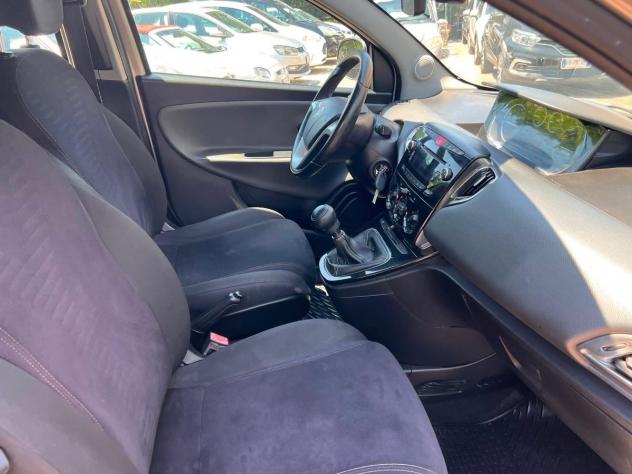 LANCIA Ypsilon 1.3 MJT 95 CV 5p. S&S Platinum - Foto 3
