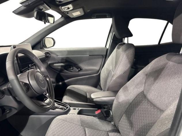 Toyota Yaris Cross 1.5 Hybrid 130 CV 5p.E-CVT Trend con confort pack - Foto 10