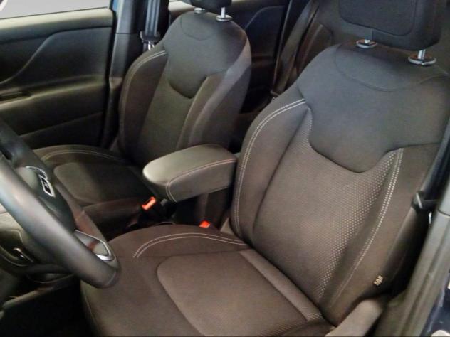 Jeep Renegade 2019 1.5 turbo t4 mhev Limited 2wd 130cv dct - Foto 8