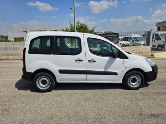 PEUGEOT Partner TEPEE 1.6 BLUEHDI 75CV ACCESS MIX 5 POSTI N1 rif. 24059704 - Foto 4