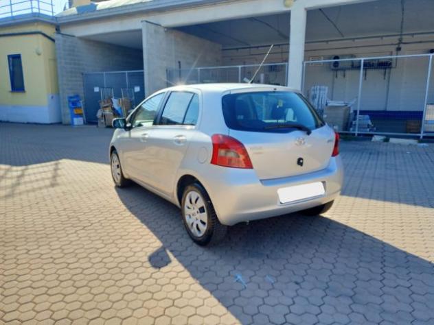 TOYOTA Yaris 1.0 rif. 24149072 - Foto 6