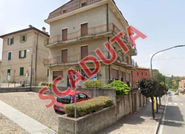 Immobile in asta di 146 m², box auto in vendita a Anzano del Parco