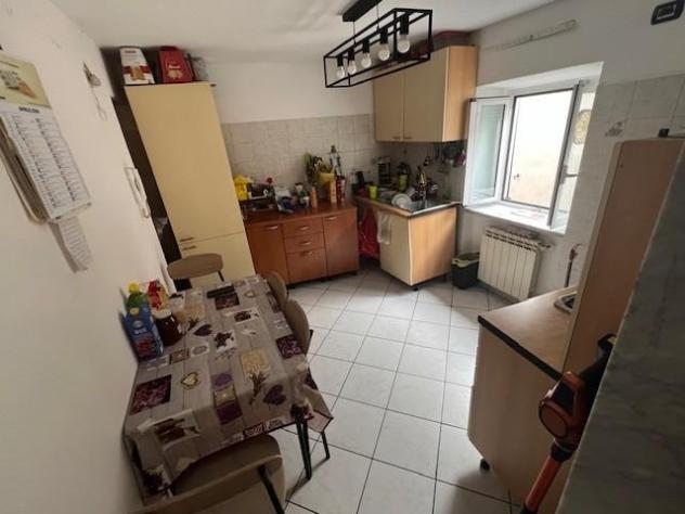 Appartamento in vendita a Bedizzano - Carrara 100 mq Rif: 1413053