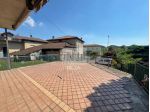 Trilocale con studio, terrazzo e posto auto