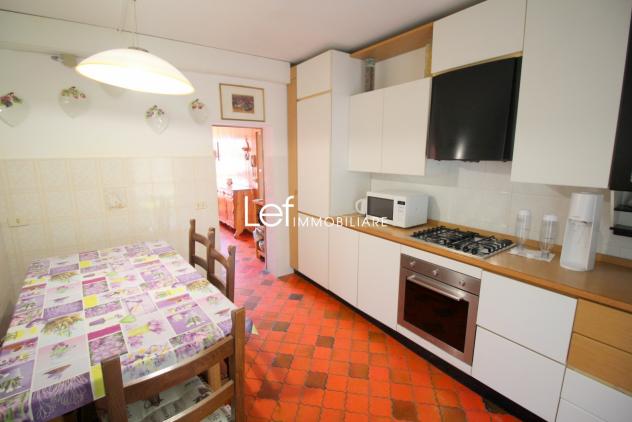 CASA INDIPENDENTE di 8 vani e di 196 mq (VALDOBBIADENE) rif. LC04_3 - Foto 6