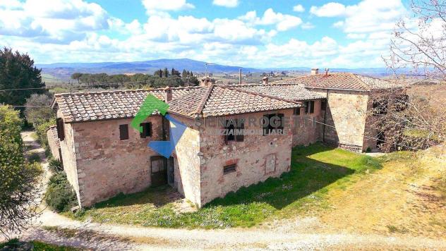 Antica colonica con azienda agricola a Castellina in Chianti, Siena. - Foto 3