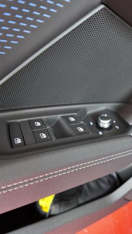 AUDI - A3 - SPB 35 TDI S tronic S line edition - Foto 8