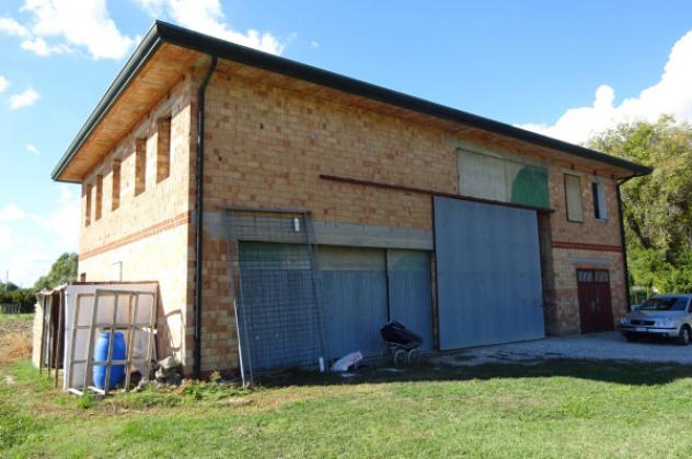 Villa di 220 m² con 4 locali in vendita a Mirano - Foto 2