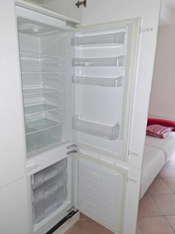 Piazza Napoli moderno ristrutturato climatizzato cabina armadio e box auto - Foto 2