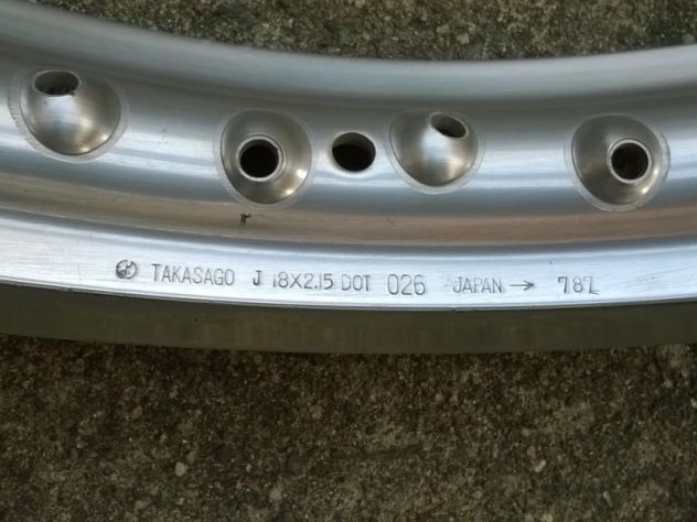Cerchi Takasago Suzuki 2,50 x"17 e modelli vari (LEGGERE BENE ANNUNCIO)