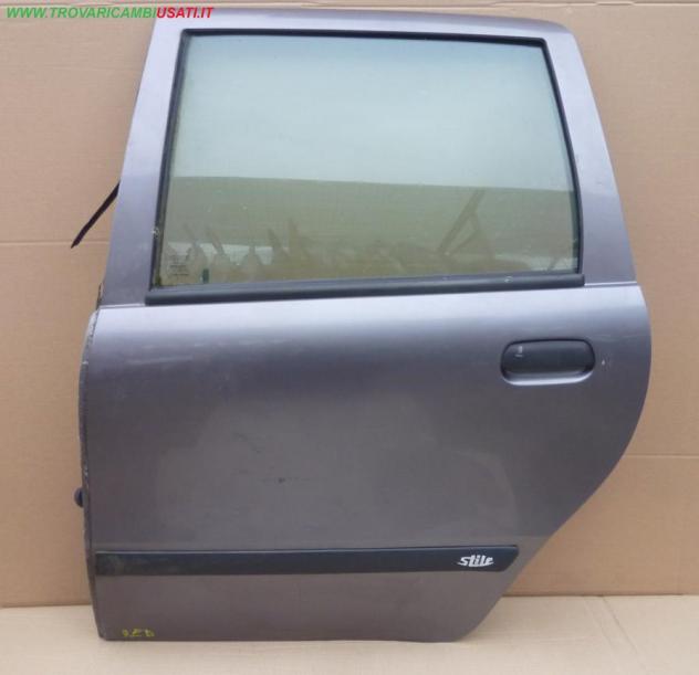 PORTA POST.S. GRIGIO SCURO MET.  Carrozzeria  Lamierati esterni  Porte  Porta post. sx. FIAT - PUNTO I 55 / 60 / 85 / GT - 01-11-1993 - 01-08-1999,
