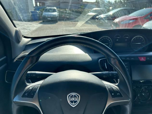 LANCIA YPSILON -FINANZIABILE - Foto 4