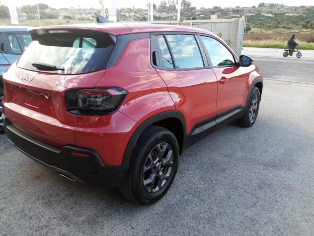 Jeep Avenger 1.2 Turbo MHEV 110cv - Foto 6