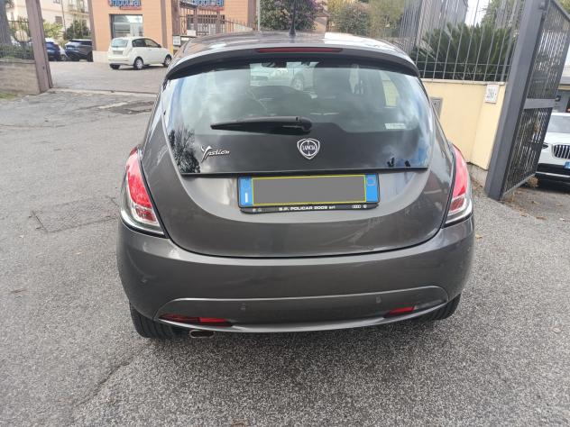 Lancia Ypsilon 1.2 69 CV 5 porte GPL Ecochic Gold - Foto 9