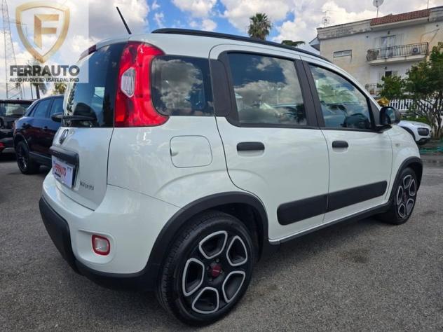 FIAT Panda 1.0 FireFly S&S Hybrid City Cross - Foto 2