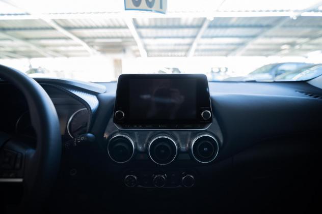 Nissan Juke 1.0 DIG-T 114 CV Acenta - Foto 9
