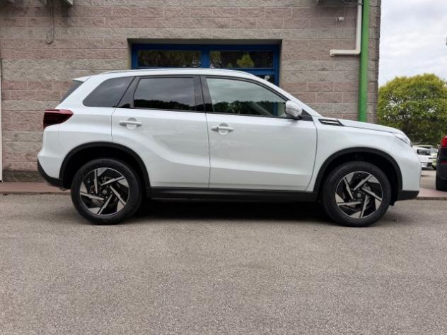 SUZUKI Vitara 1.4H TOP 2WD 110CV NUOVA DA IMMATRICOLARE rif. 23803969 - Foto 2